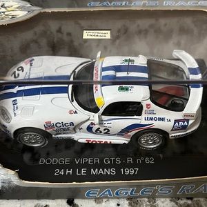 24 hr Le Mans 1997 Dodge Viper GTS
